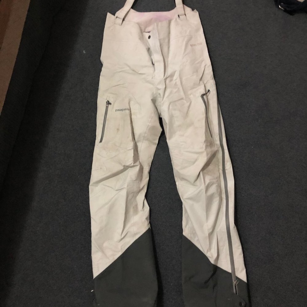 Patagonia PowSlayer Bibs - Women's M (Off-white)